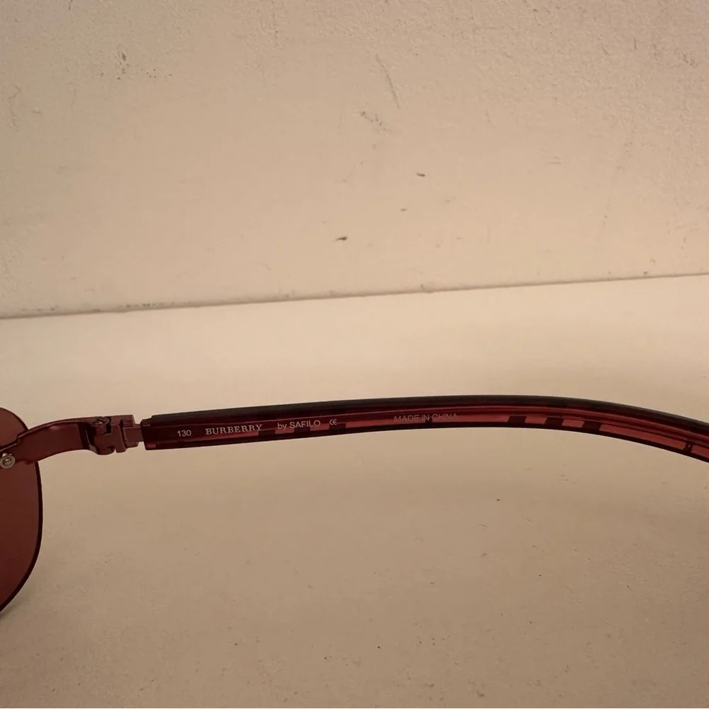 Burberry Women's Sunglasses - Picture 6 of 7